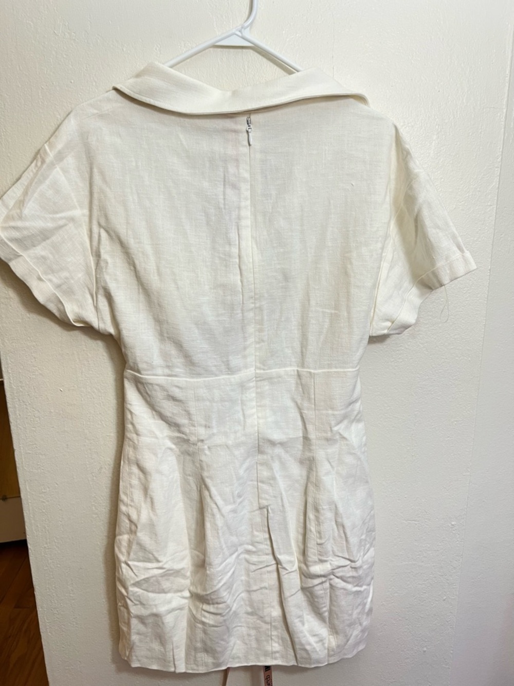 House of CB 'Bailey' Linen Cotton White Cut Out Mini Dress NWT - Picture 6 of 6